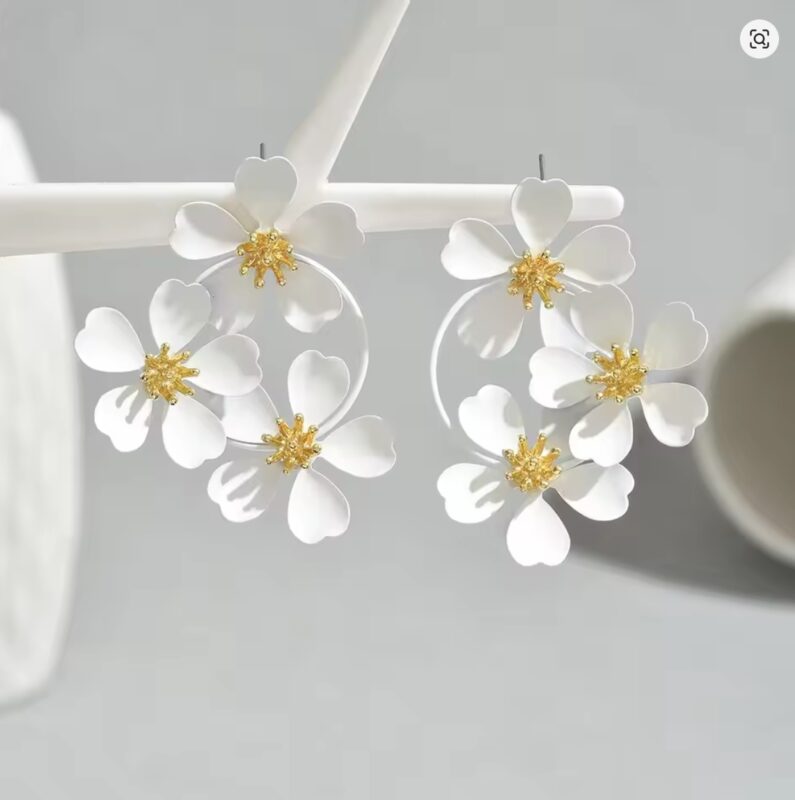 Vintage Sweet Floral Earrings Women's Fashion Trend Accessories Luxurious Camellia Stud Earrings